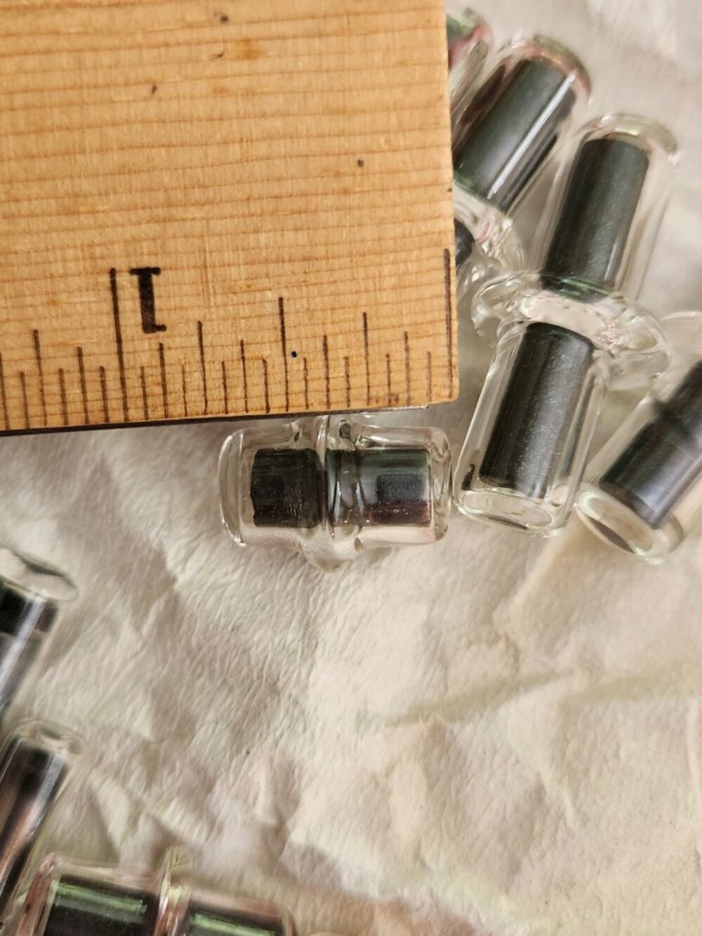 22 Vintage Glass Encased Magnetic Stir Bars and Pivot Rings Lab Lot Mixed Sizes - Picture 11 of 12